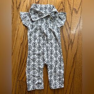 Kate Quinn organics 6-12 mos 2014 cotton folk floral funnel neck snap romper